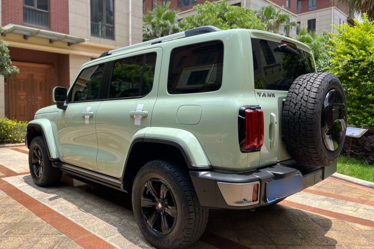 Used Tank 300 2023 City Edition 2.0T—Stylish as Ever Exterior 4
