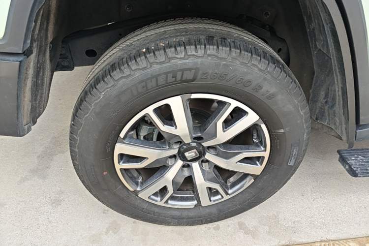 Used Tank 300 2023 City Edition 2.0T—Stylish as Ever Exterior 4