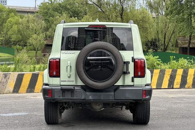 Used Tank 300 2023 City Edition 2.0T—Stylish as Ever Exterior 6