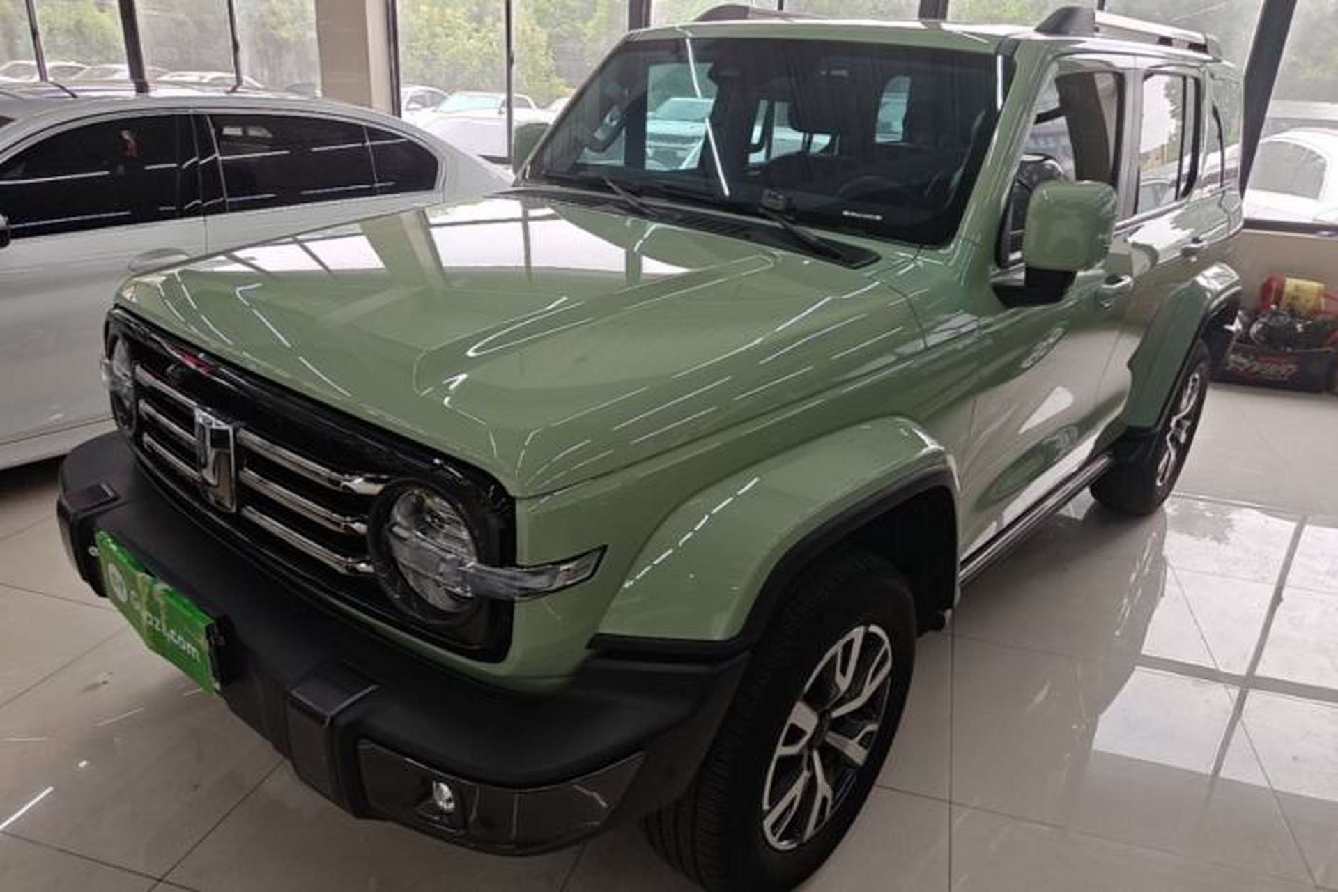 Used Tank 300 2023 City Edition 2.0T—Stylish as Ever Front Left 45 Deg