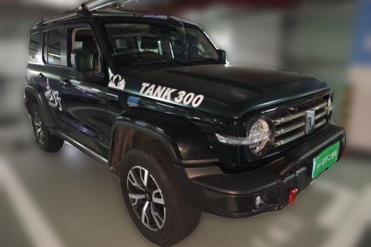Used Tank 300 2023 City Edition 2.0T—Stylish as Ever Front Right 45 Deg