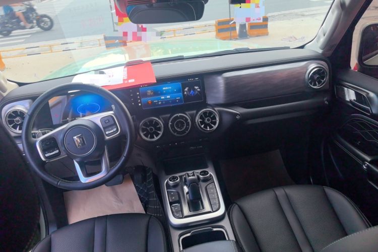 Used Tank 300 2023 City Edition 2.0T—Stylish as Ever Headliner