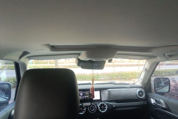 Used Tank 300 2023 City Edition 2.0T—Stylish as Ever Headliner
