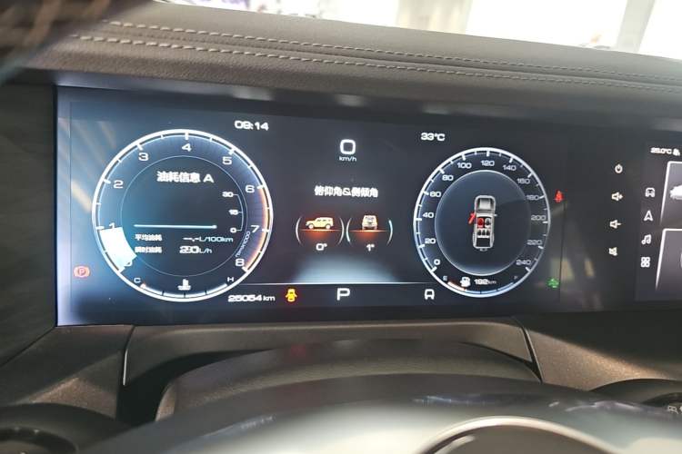 Used Tank 300 2023 City Edition 2.0T—Stylish as Ever Instrument Cluster