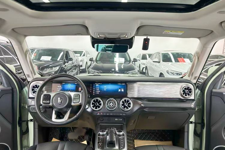 Used Tank 300 2023 City Edition 2.0T—Stylish as Ever Interior 1