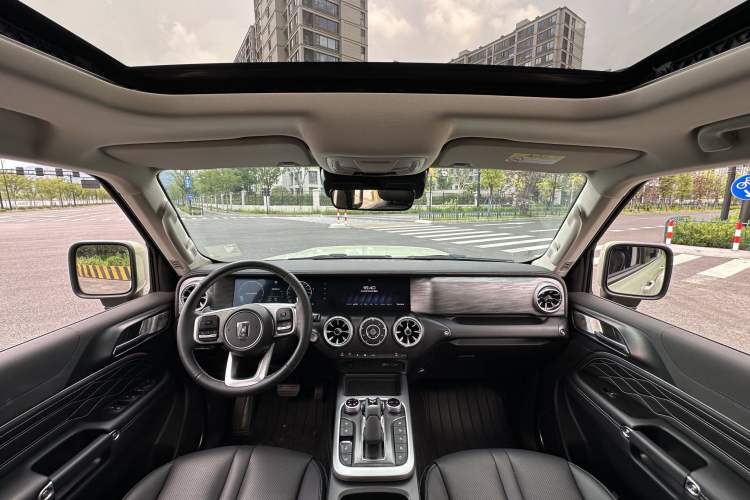 Used Tank 300 2023 City Edition 2.0T—Stylish as Ever Interior 2