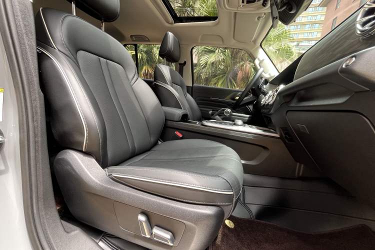 Used Tank 300 2023 Off-Road Edition 2.0T Conqueror Interior 5