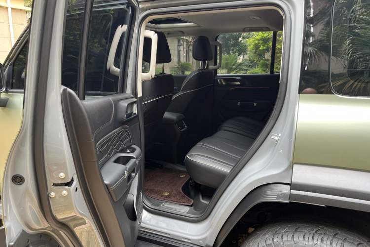 Used Tank 300 2023 Off-Road Edition 2.0T Conqueror Interior 6