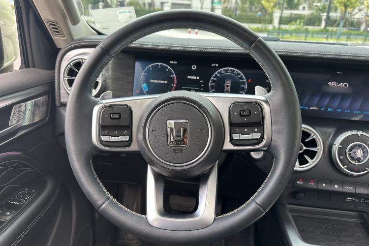 Used Tank 300 2023 City Edition 2.0T—Stylish as Ever Interior 8