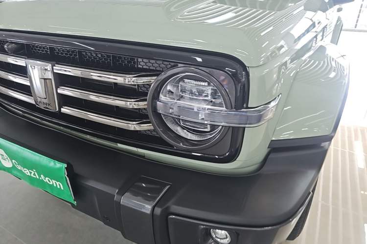 Used Tank 300 2023 City Edition 2.0T—Stylish as Ever Left Front Headlight
