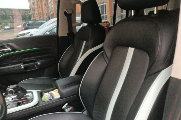 Used Tank 300 2023 City Edition 2.0T—Stylish as Ever Left Front Seat