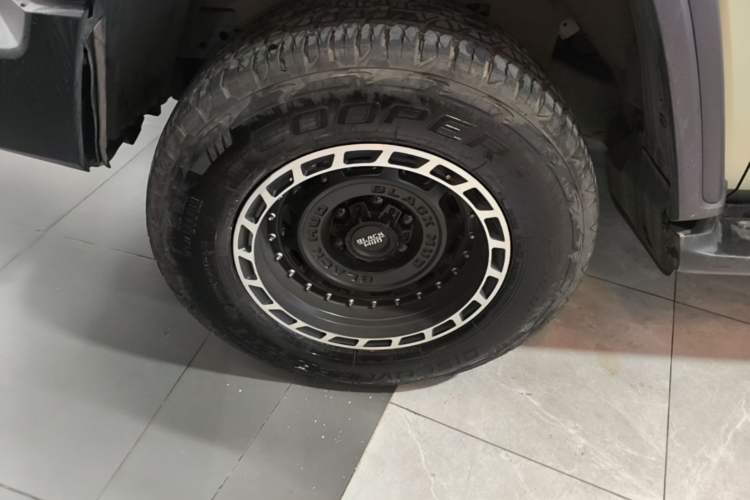 Used Tank 300 2023 Off-Road Edition 2.0T Conqueror Left Front Wheel Hub