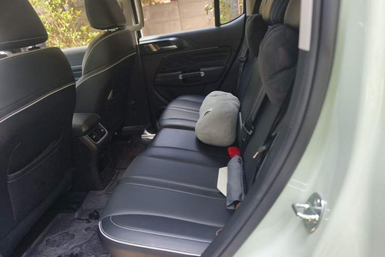 Used Tank 300 2023 2.0T Iron Rider 02 Left Rear Seat