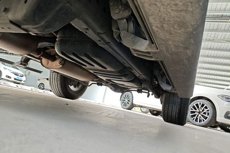 Used Tank 300 2023 City Edition 2.0T—Stylish as Ever Left Side Sill