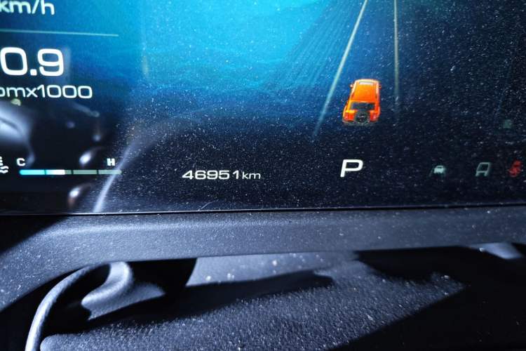 Used Tank 300 2023 City Edition 2.0T—Stylish as Ever Odometer Close Up