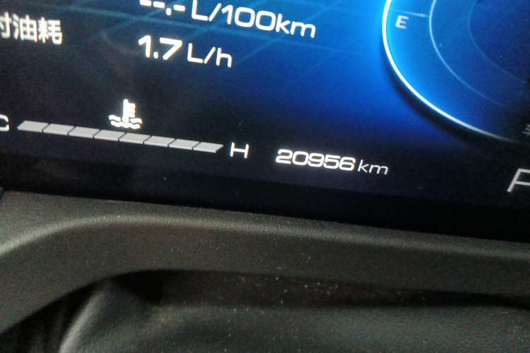 Used Tank 300 2023 City Edition 2.0T—Stylish as Ever Odometer Close Up