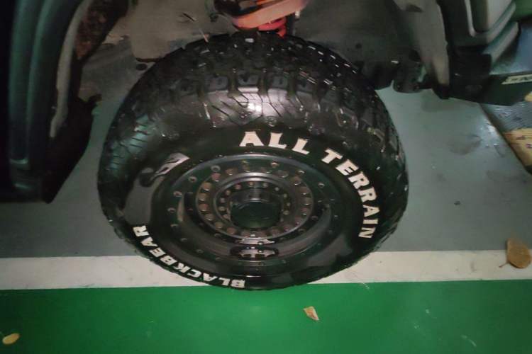 Used Tank 300 2023 Off-Road Edition 2.0T Conqueror Right Front Wheel Hub