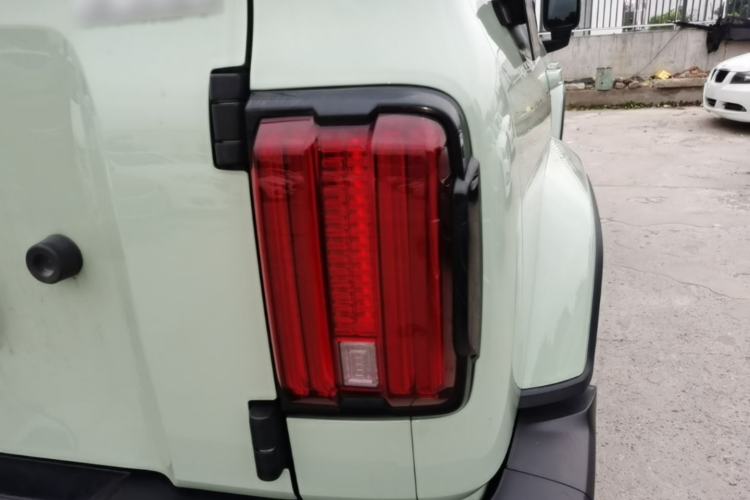 Used Tank 300 2023 City Edition 2.0T—Stylish as Ever Right Rear Taillight
