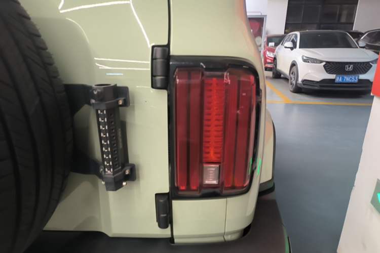 Used Tank 300 2023 City Edition 2.0T—Stylish as Ever Right Rear Taillight
