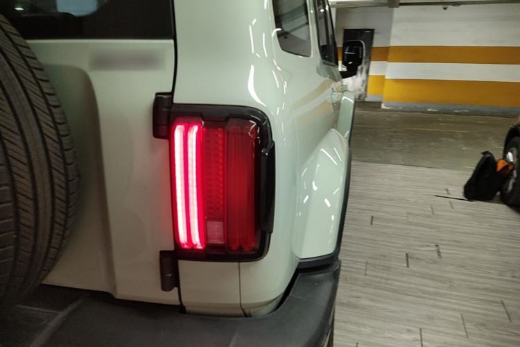 Used Tank 300 2023 City Edition 2.0T—Stylish as Ever Right Rear Taillight