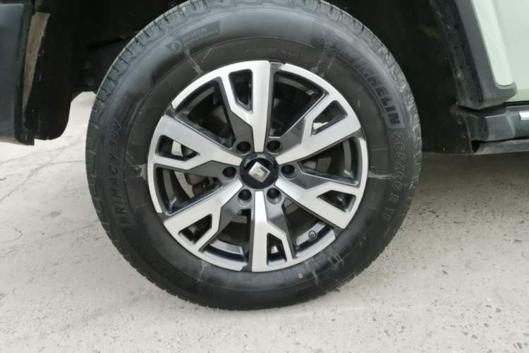 Used Tank 300 2023 City Edition 2.0T—Stylish as Ever Right Rear Wheel Hub