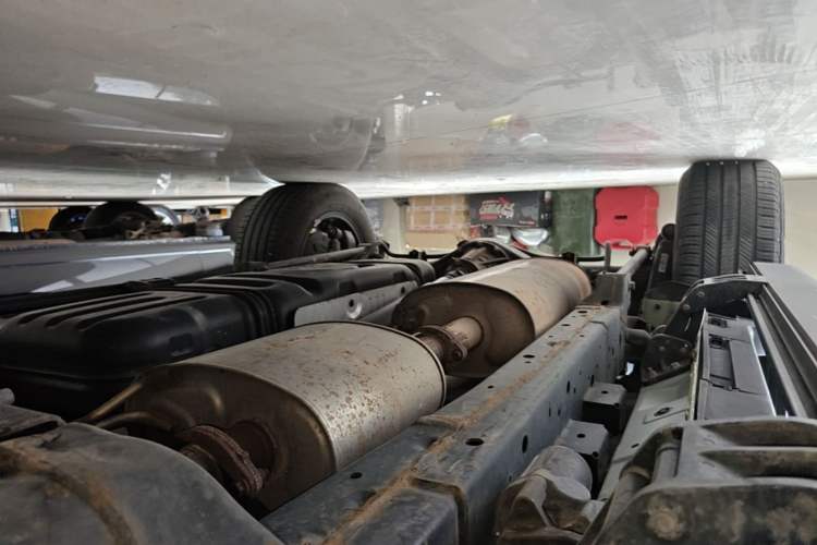 Used Tank 300 2023 City Edition 2.0T—Stylish as Ever Right Side Sill