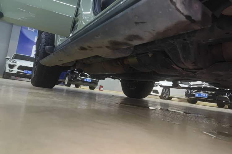 Used Tank 300 2023 City Edition 2.0T—Stylish as Ever Right Side Sill