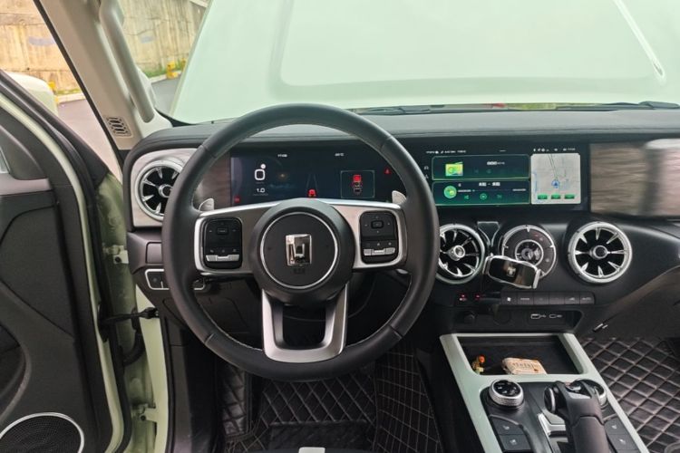 Used Tank 300 2023 City Edition 2.0T—Stylish as Ever Steering Wheel