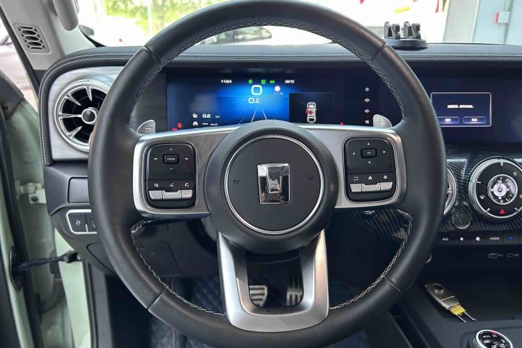 Used Tank 300 2023 City Edition 2.0T—Stylish as Ever Steering Wheel