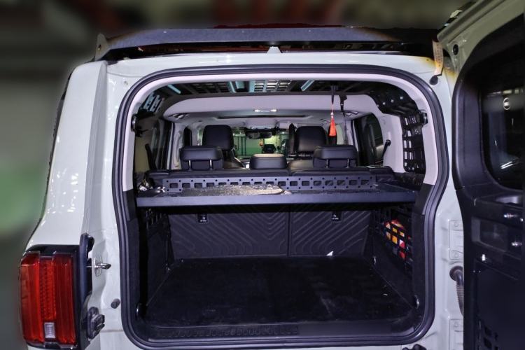 Used Tank 300 2023 City Edition 2.0T—Stylish as Ever Trunk