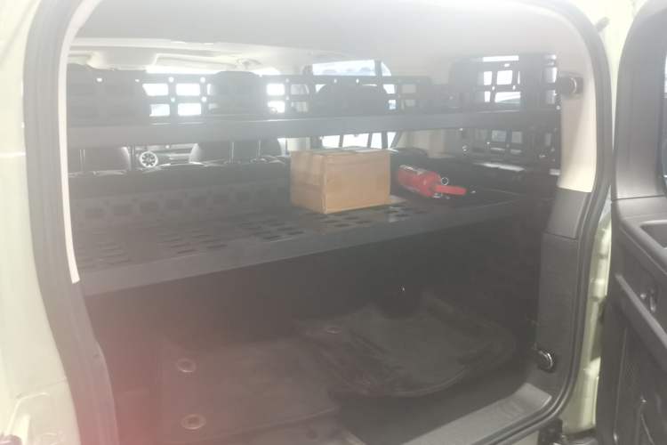 Used Tank 300 2023 City Edition 2.0T—Stylish as Ever Trunk