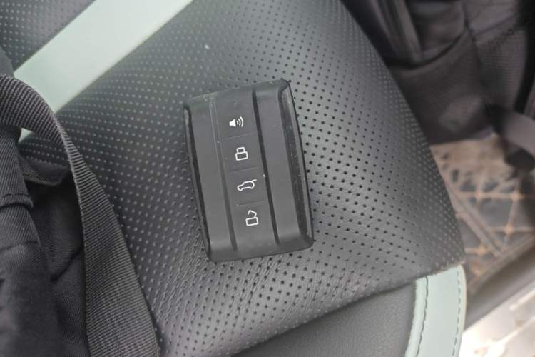 Used Tank 300 2023 City Edition 2.0T—Stylish as Ever Vehicle Key