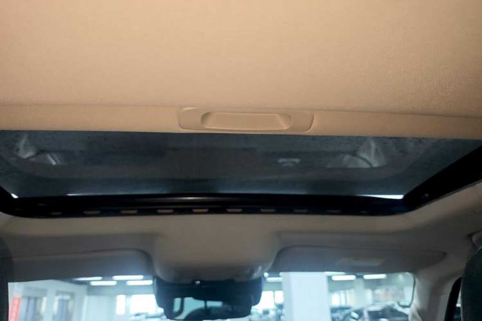 Used Tank 300 2023 City Edition 2.0T—Stylish as Ever Headliner