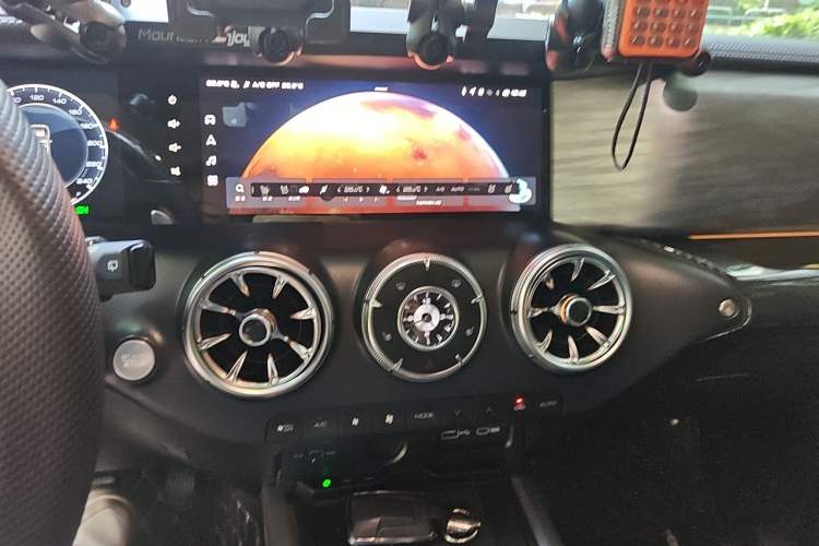 Used Tank 300 2023 Off-Road Edition 2.0T Conqueror Audio And AC Panel