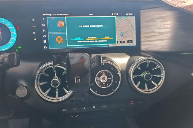 Used Tank 300 2023 City Edition 2.0T—Stylish as Ever Audio And AC Panel
