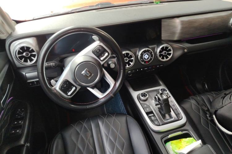 Used Tank 300 2023 Off-Road Edition 2.0T Challenger Center Console