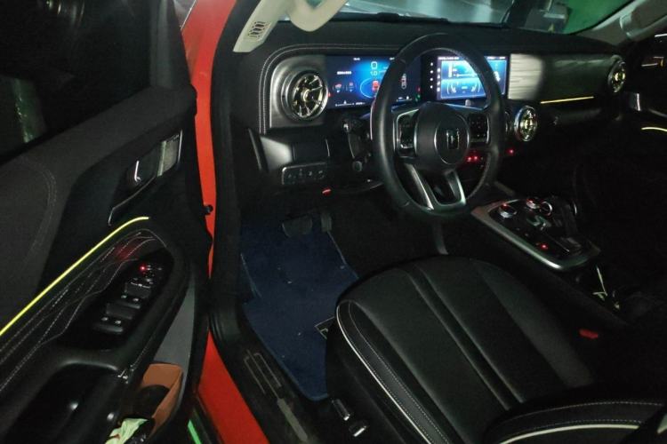 Used Tank 300 2023 City Edition 2.0T—Stylish as Ever Driver Seat
