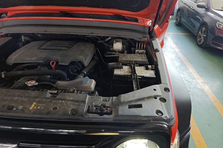 Used Tank 300 2023 Off-Road Edition 2.0T Conqueror Engine Bay Left