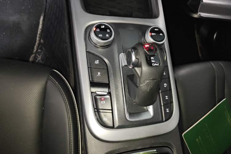 Used Tank 300 2023 Off-Road Edition 2.0T Conqueror Gear Lever