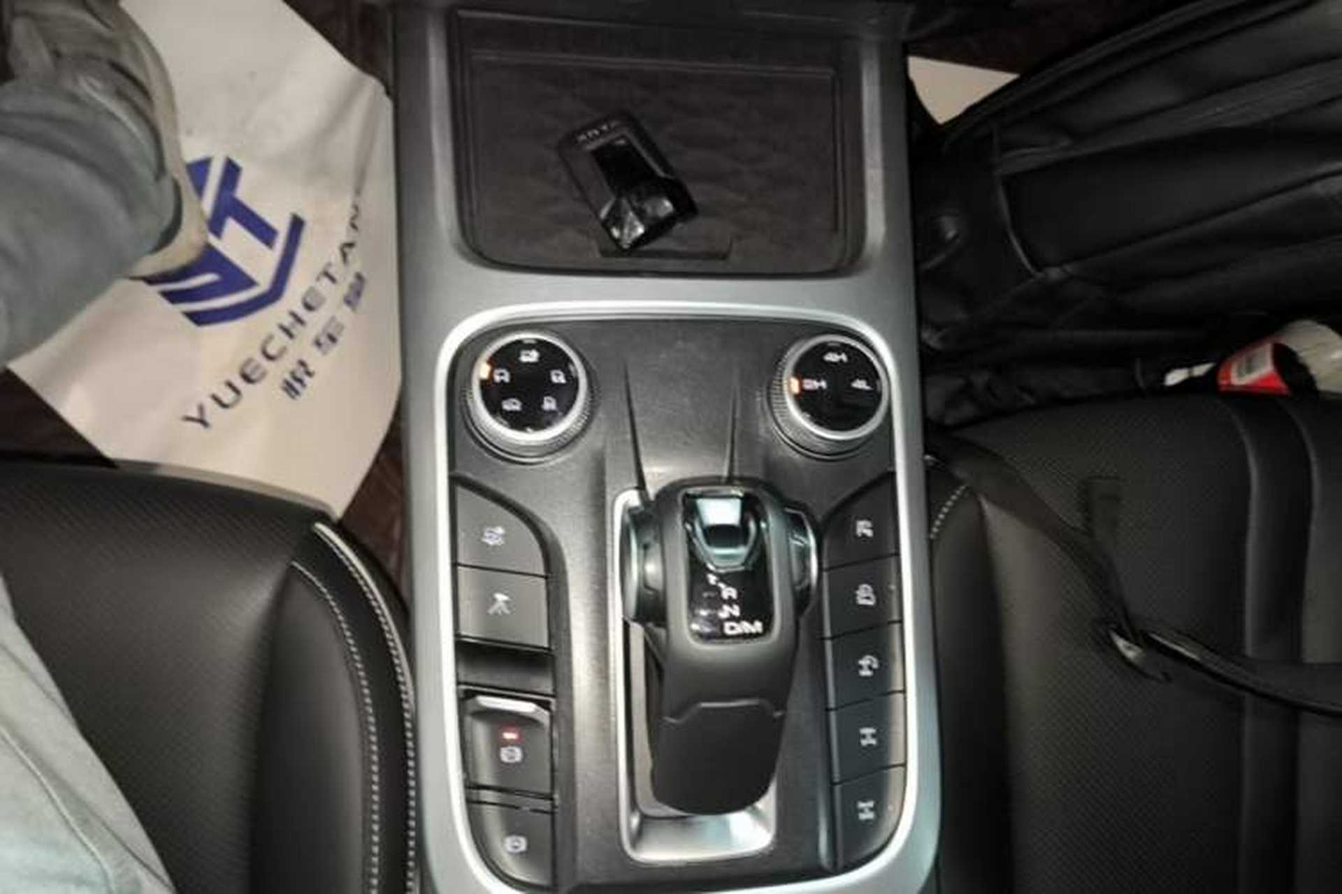 Used Tank 300 2023 Off-Road Edition 2.0T Conqueror Gear Lever