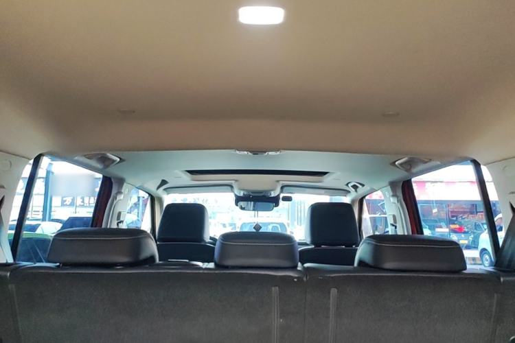 Used Tank 300 2023 City Edition 2.0T—Stylish as Ever Headliner