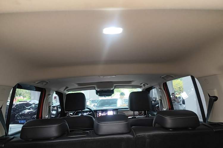 Used Tank 300 2023 Off-Road Edition 2.0T Challenger Headliner