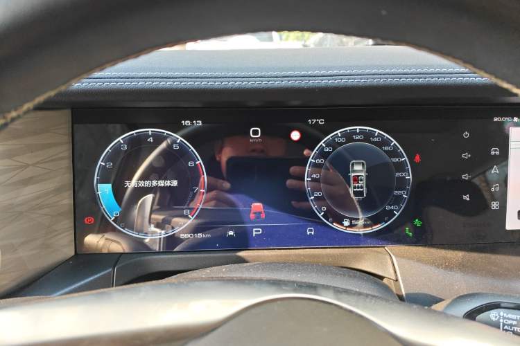Used Tank 300 2023 City Edition 2.0T—Stylish as Ever Instrument Cluster
