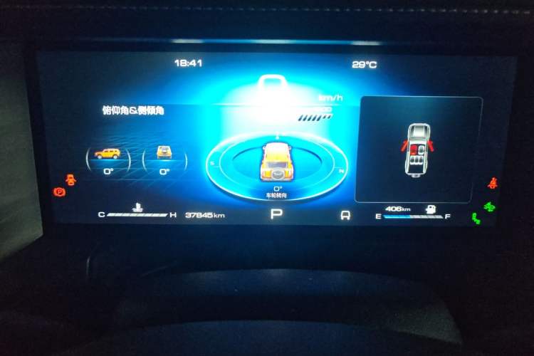 Used Tank 300 2023 City Edition 2.0T—Stylish as Ever Instrument Cluster
