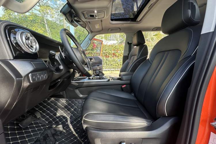 Used Tank 300 2023 2.0T 200 000-Vehicle Commemorative Edition Interior 7