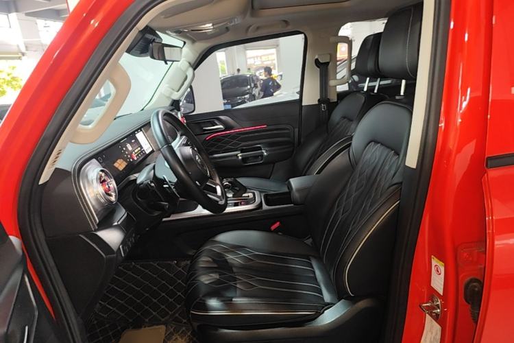 Used Tank 300 2023 Off-Road Edition 2.0T Challenger Left Front Seat