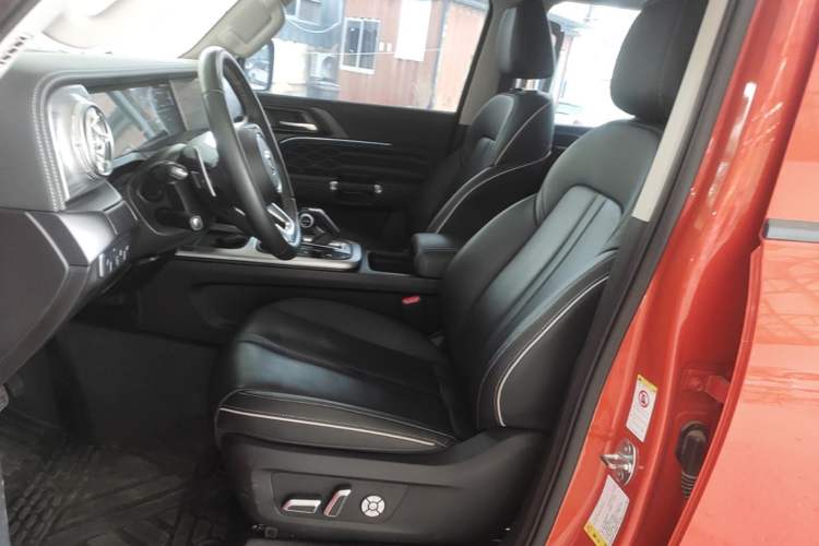 Used Tank 300 2023 Off-Road Edition 2.0T Conqueror Left Front Seat