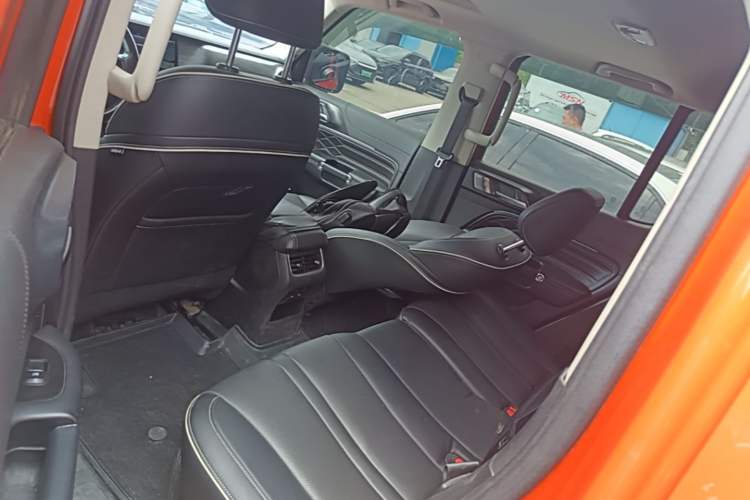 Used Tank 300 2023 Off-Road Edition 2.0T Conqueror Left Rear Seat