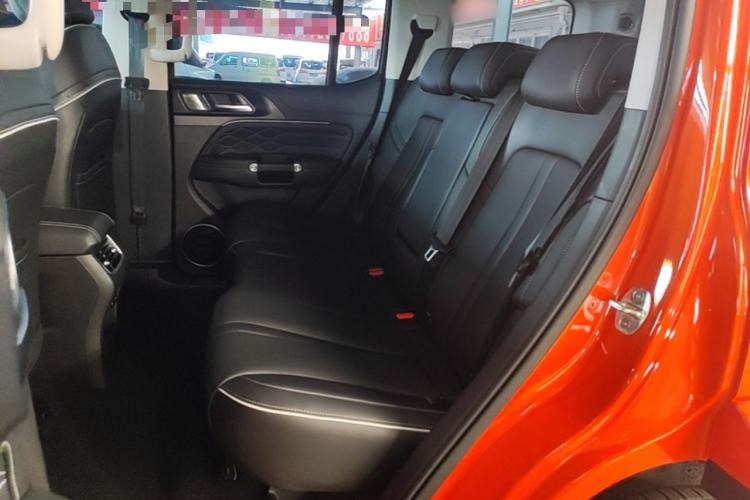 Used Tank 300 2023 City Edition 2.0T—Stylish as Ever Left Rear Seat