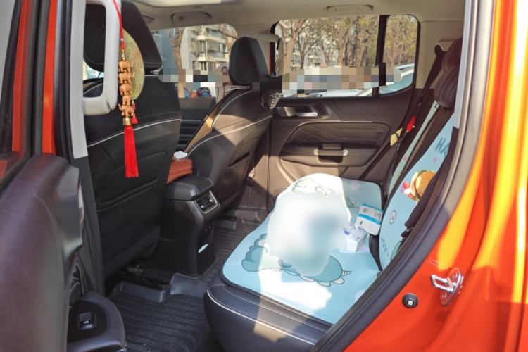 Used Tank 300 2023 City Edition 2.0T—Stylish as Ever Left Rear Seat